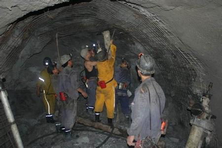 兴山工程爆破中的危险因素分析以及应对工程爆破危险的措施